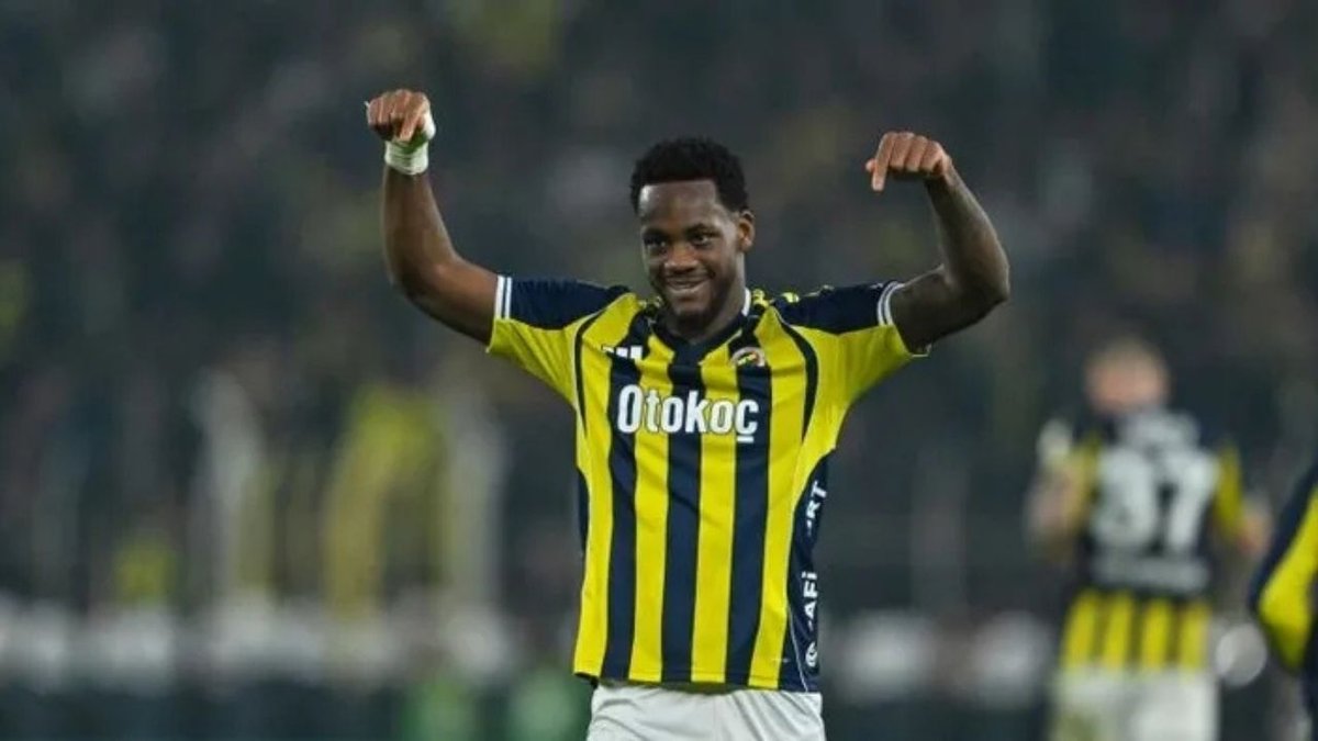 Galatasaray'da Jhon Duran Üzerine Gelişmeler! Okan Buruk Seçimini Yaptı