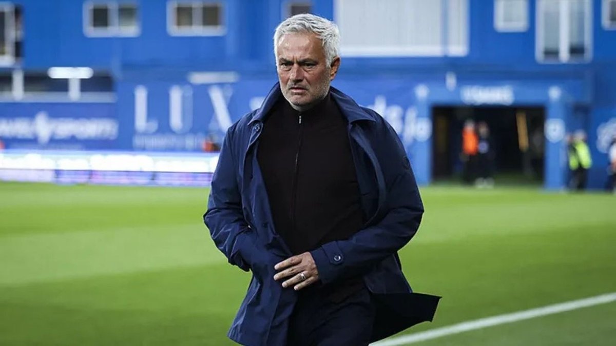 Yılın Transfer Şaşkınlığı: Jose Mourinho, Fenerbahçe'nin Starını Real Madrid'e Taşıyor!
