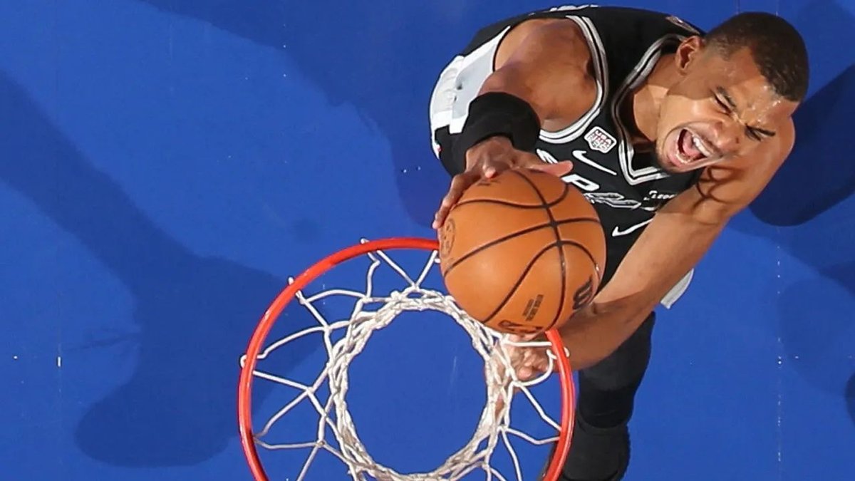 Wembanyama’dan Tarihi Performans! Spurs, Knicks Deplasmanında Seriyi 2-1’e Getirdi