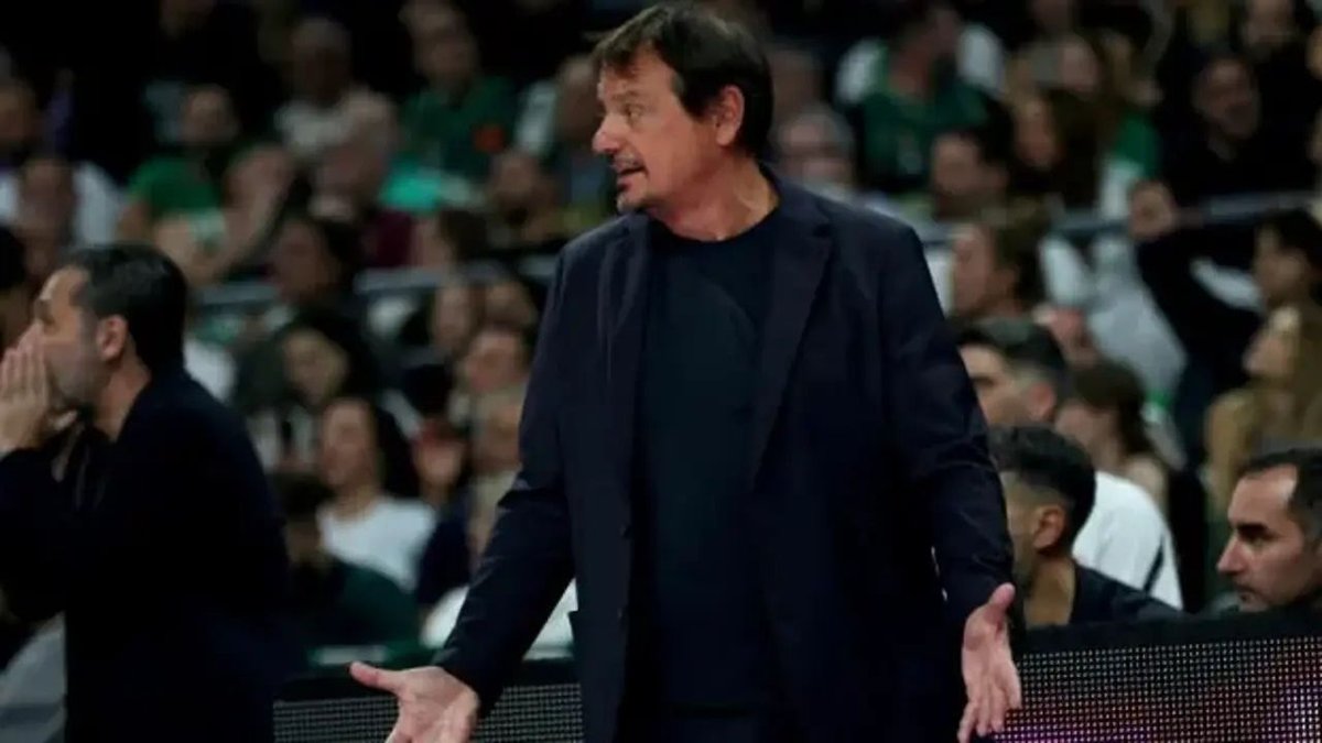 Ergin Ataman’dan Olympiakos Taraftarına Sert Cevap: Türk Olmaktan Gurur Duyuyorum