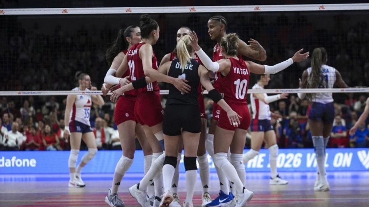 Filenin Sultanları Fransa’yı 3-0 Mağlup Etti: Voleybol Milletler Ligi’nde Güçlü Performans