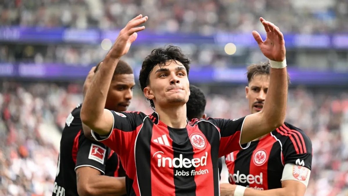 Can Uzun Transferinde Sıcak Gelişme: Galatasaray’ın Girişimi Frankfurt Duvarına Takıldı