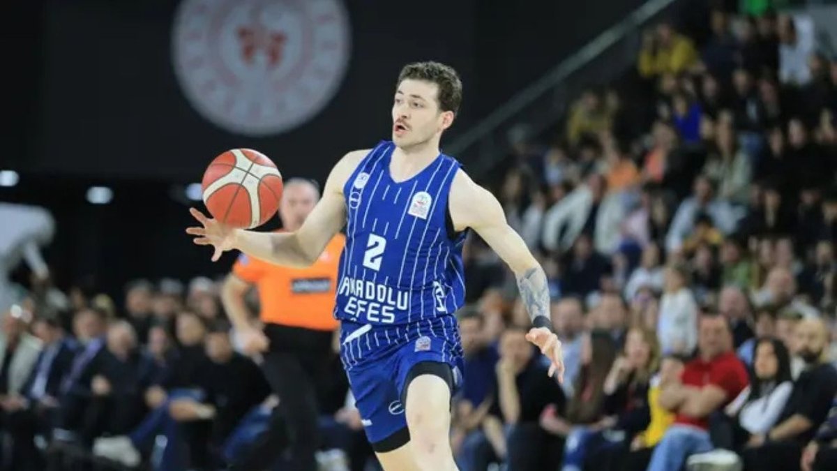 Anadolu Efes’te Şehmus Hazer dönemi sona erdi