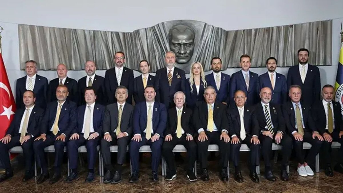 Fenerbahçe’de Yönetim Değişimi Mahmut Uslu Kararı Açıklandı