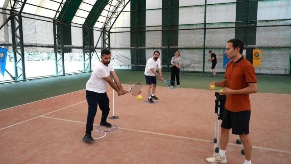Diyarbakır’da Tenis Seferberliği Kortlar Geleceğin Şampiyonlarını Yetiştiriyor