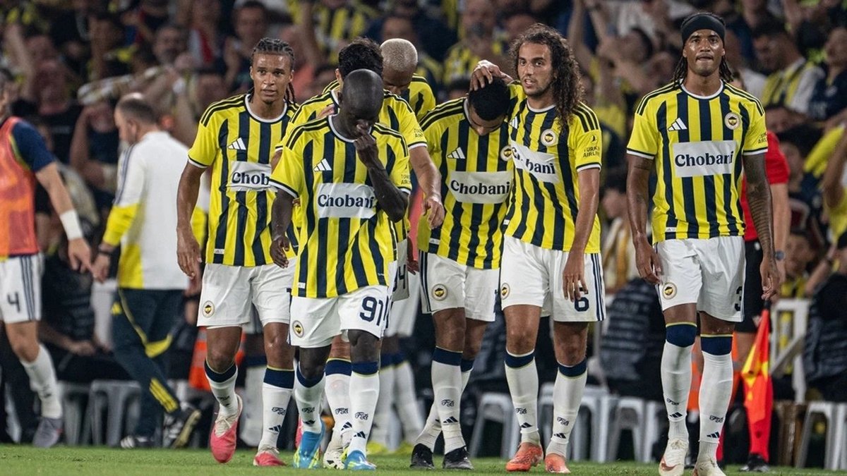 Fenerbahçe’de Sturm Graz Maçı Öncesi İki Eksik: Musaba ve Ederson Kadroda Yok
