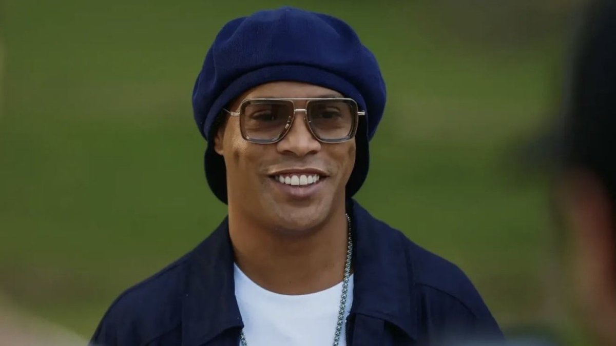 Ronaldinho Monaco Basket İçin Satın Alma Yarışına Katıldı