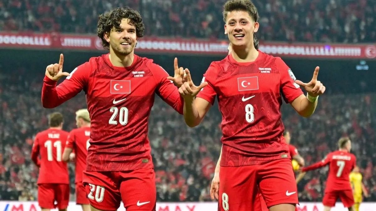 Fenerbahçe’den Eski Yıldızı Ferdi Kadıoğlu İçin Şampiyonlar Ligi Hamlesi