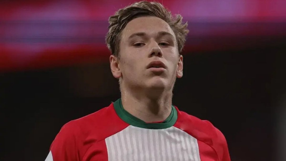 Galatasaray'da Aleksey Batrakov heyecanı! İstanbul'a geliş tarihi belli oldu
