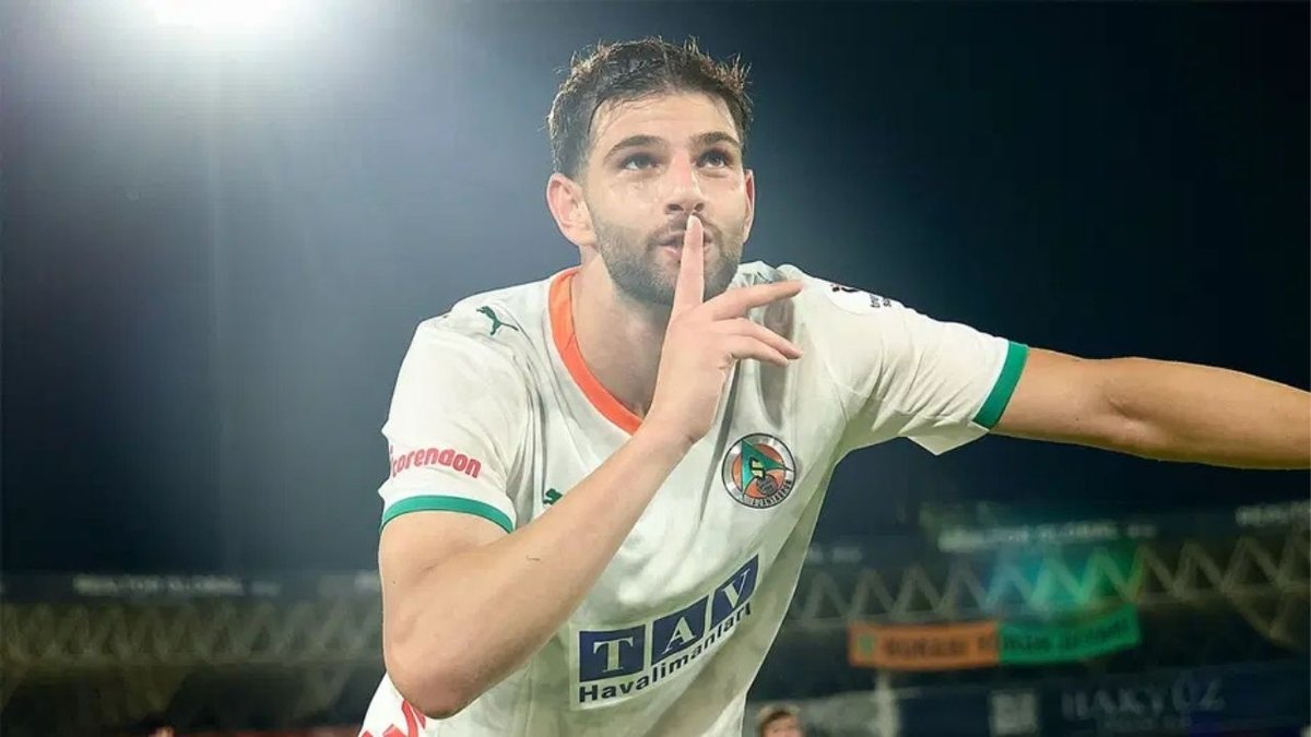 21 Ağustos Transfer Gündemi: Fenerbahçe, Galatasaray Ve Beşiktaş’ta Hareketli Saatler