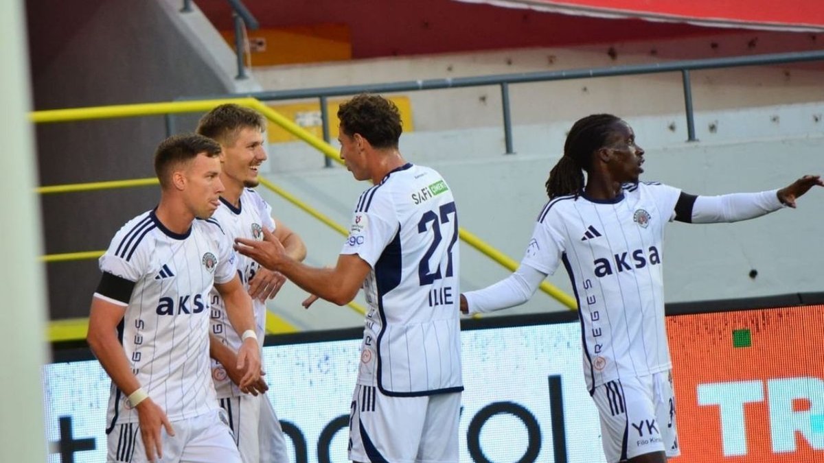 Çorum FK - Kasımpaşa Maçında İlk 15 Dakika! Konuk Ekip Önde