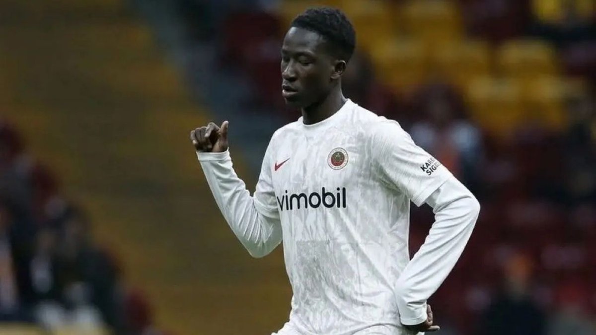 2 Bin Dolara Geldi, Newcastle United’a Milyonluk Transferle Gidiyor