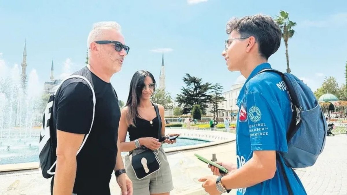 Fatih’te Gençler İçin Kültür Köprüsü: Gönüllü Turizm Temsilcileri Başladı