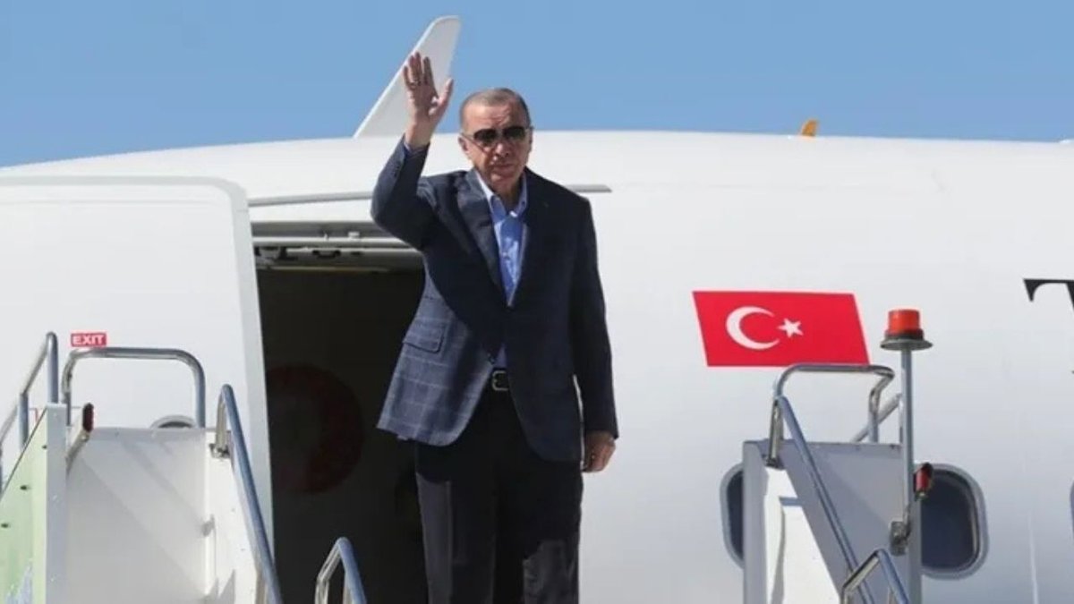 Cumhurbaşkanı Erdoğan Astana'dan Türkistan'a Yola Çıktı