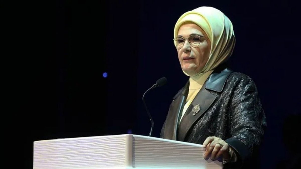 Emine Erdoğan'dan Türk Gıda Kodeksi Üzerine Açıklama: "Güvenli Sofralar Yeniden İnşa Ediliyor