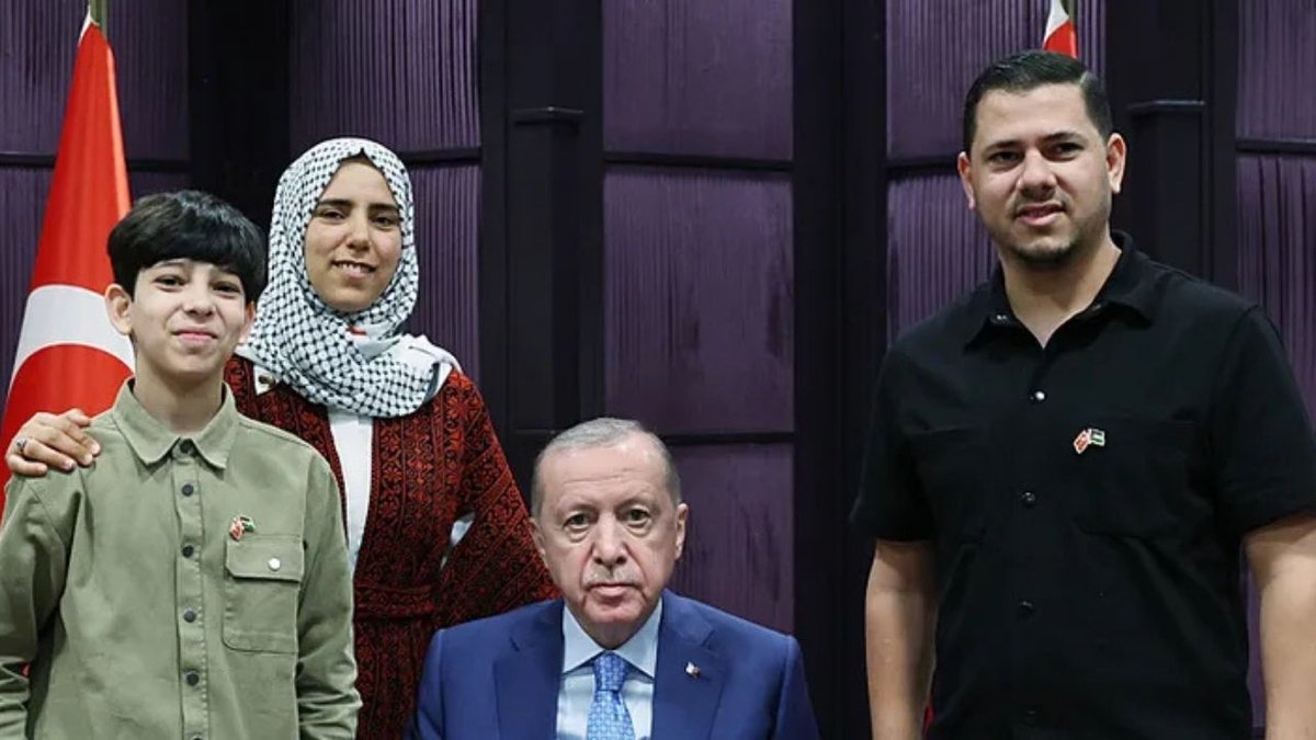 Başkan Erdoğan, Gazze'den Ebu Cezer ve Ailesini Ağırladı