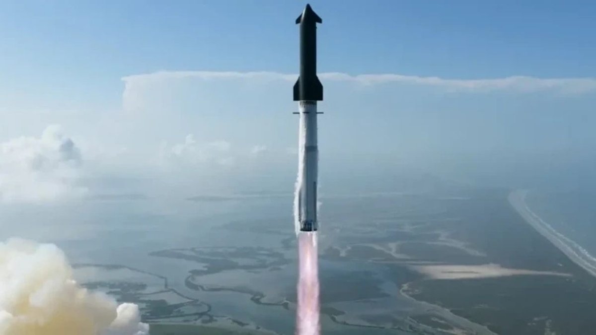 Spacex’in Dev Roketi İlk Kez Uzaya Uçtu: İniş Kontrollü Olmadı