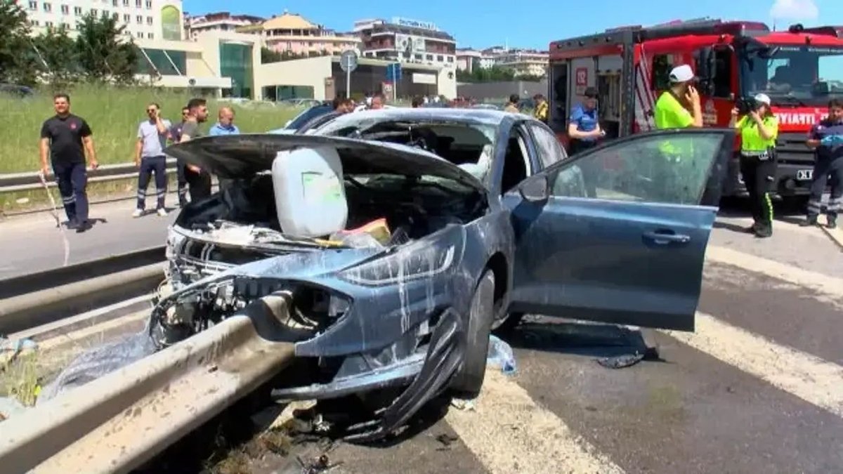 Bariyere Ok Gibi Saplandı! Çekmeköy Şile Yolu’nda Korkunç Kaza