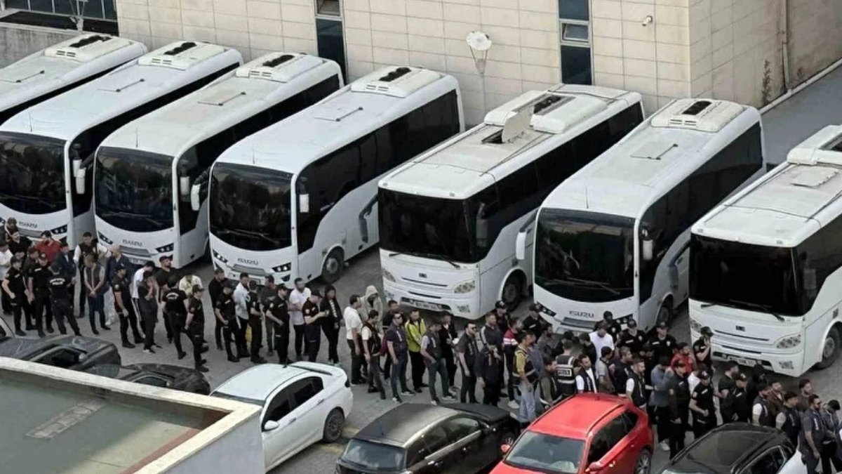 27 İlde Dev Yasa Dışı Bahis Operasyonu: 10 Milyar TL’lik Para Trafiği Ortaya Çıktı, 34 Şüpheli Adliyede
