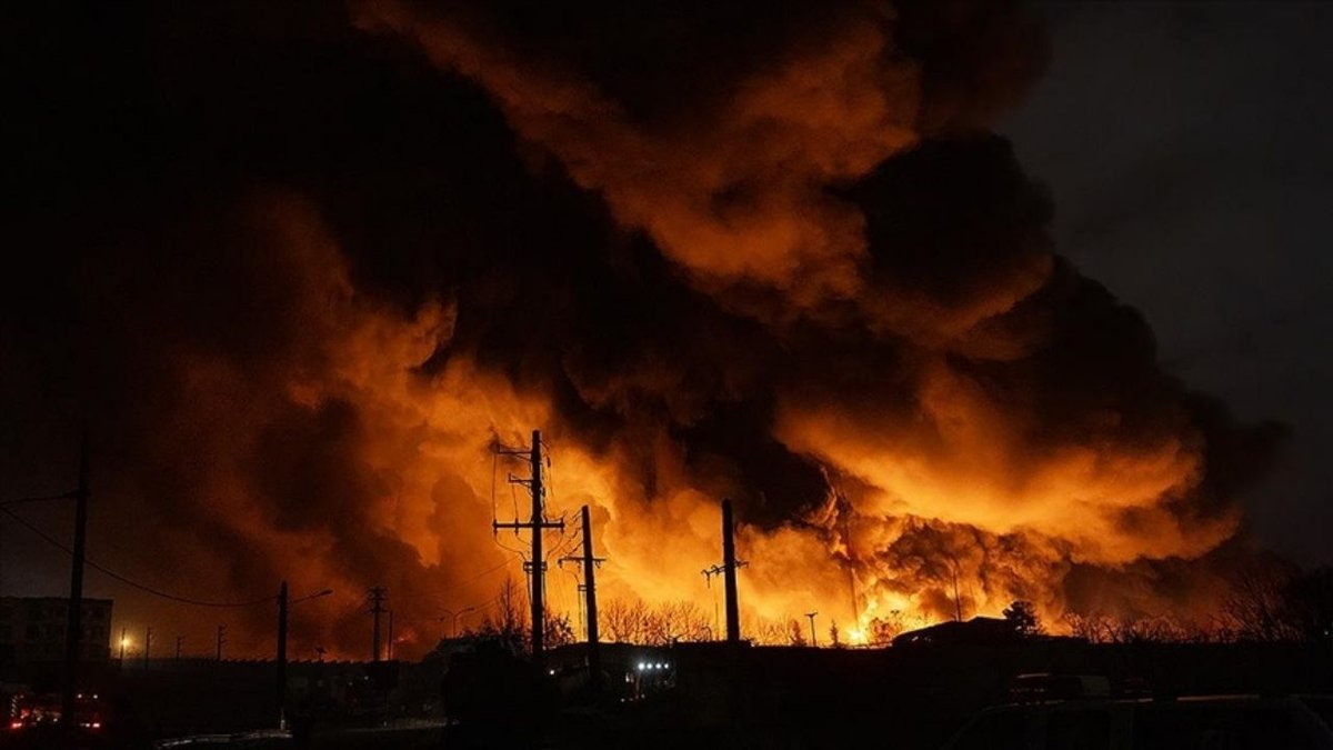 İran'dan Körfez Ülkelerine Art Arda Saldırılar: Tahran'dan Ateşkes İçin 2 Şart