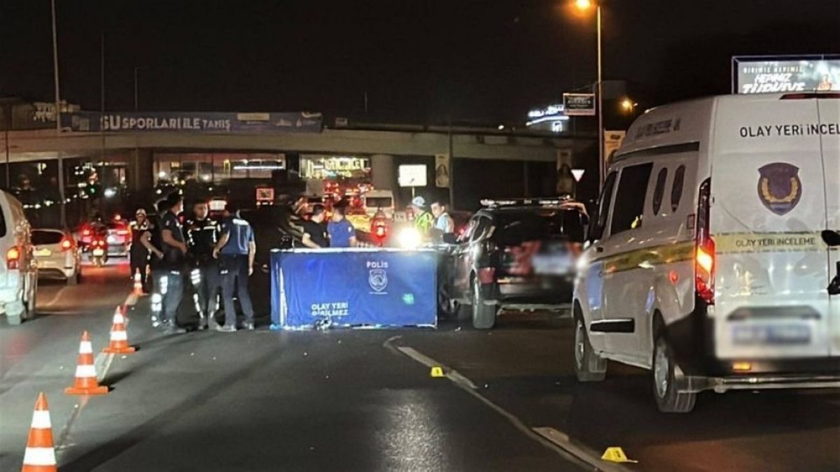 Bakırköy'de Otomobilin Çarptığı Yaya Hayatını Kaybetti