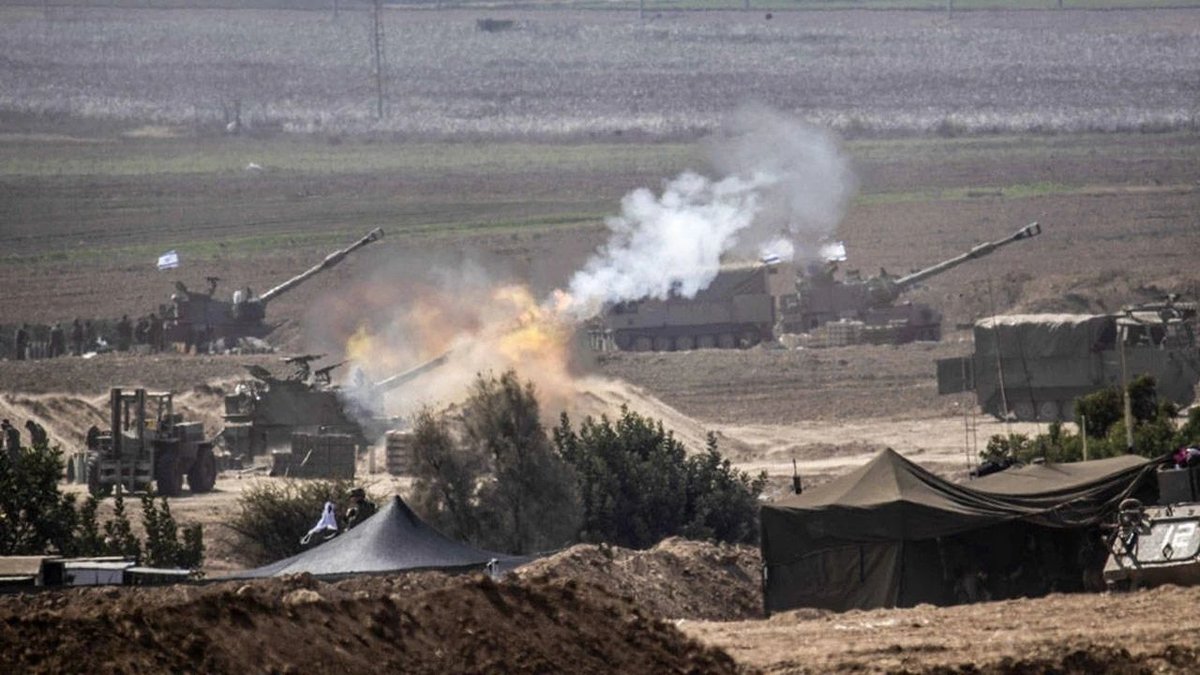İsrail Suriye’deki Ebu Zuhur Askeri Havaalanı’nı Hedef Aldı