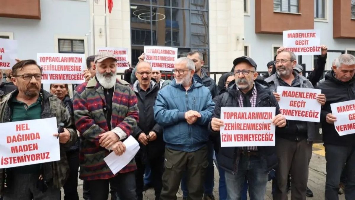 Hel Dağı’nda Maden Ocağına Tepki: 2 Bin İmza Teslim Edildi