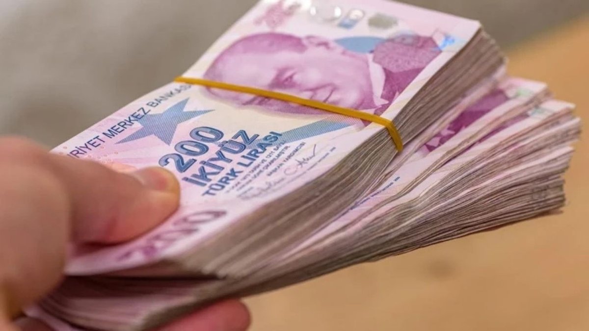 SGK uzmanı Erdursun’dan emekli maaşları için kritik değerlendirme: “Yeni düzenleme 2027’ye kalabilir”