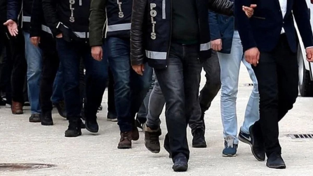 İstanbul ve İki İlde “Change Araç” Operasyonu: 16 Gözaltı, 28 Araç Ele Geçirildi