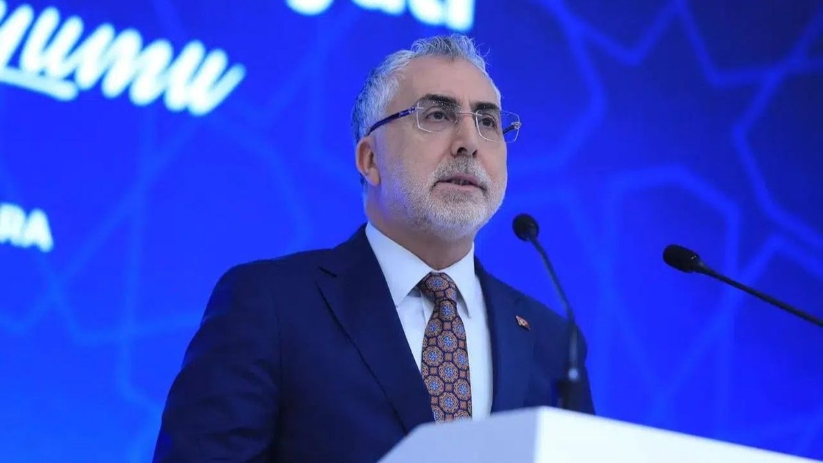 Vedat Işıkhan: Yapay Zeka İnsanlığı Tamamen Değiştiremez, İnsan Odaklı Çalışma Hayatı Önemli