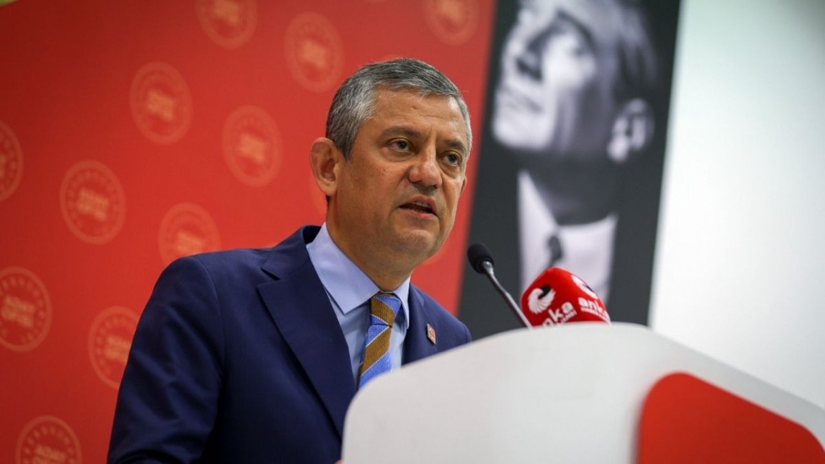 CHP İletişim Hesabının Adı “Özgür Özel İletişim” Olarak Değiştirildi