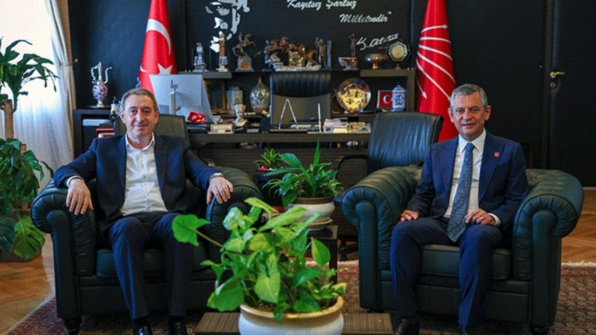 CHP’de Kritik Zirve! Özgür Özel Ve DEM Parti Görüşmesinde “Demokrasi” Mesajı