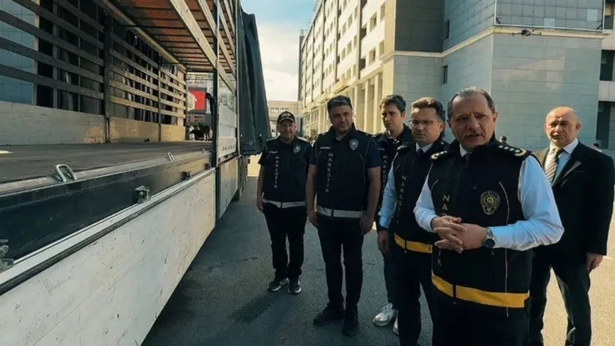 Iran Rotasına Seri Darbe… 210 Kilogram Zehir Ele Geçirildi