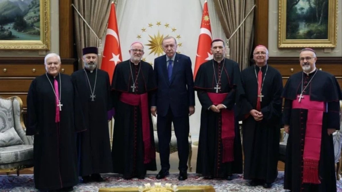 Erdoğan Beştepe’de Katolik Episkoposlar Heyetini Ağırladı Diplomasi Trafiği Sürüyor