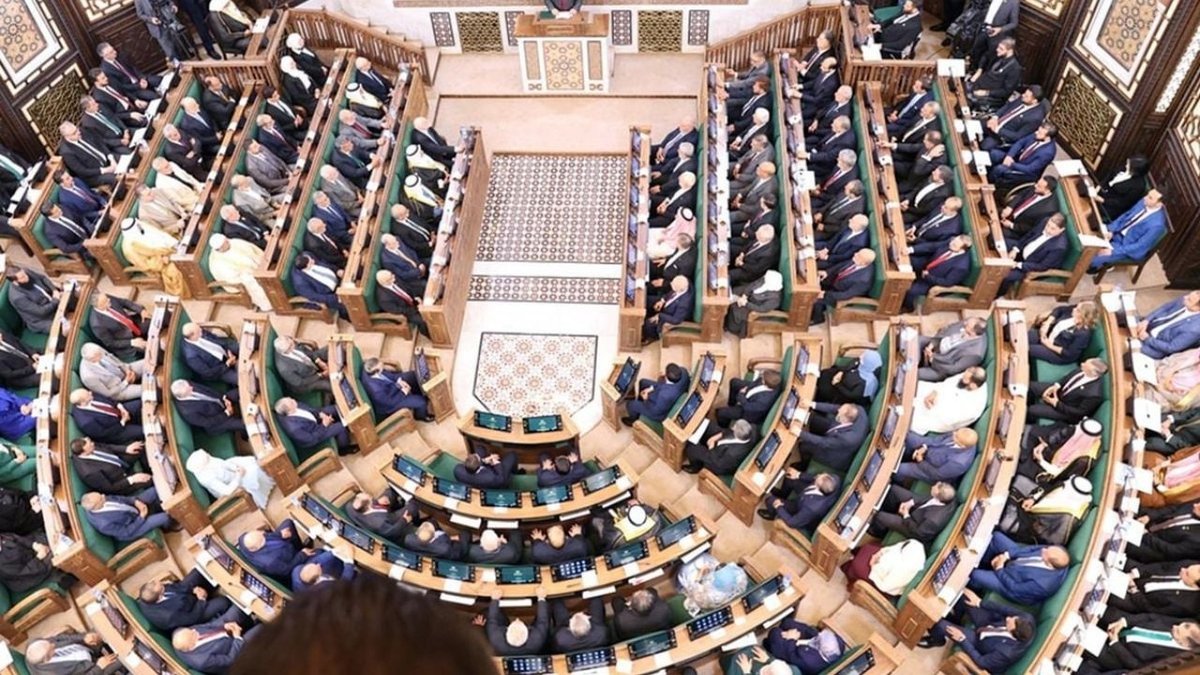 Suriye’de Yeni Dönemin İlk Adımı Halk Meclisi Yeniden Toplandı