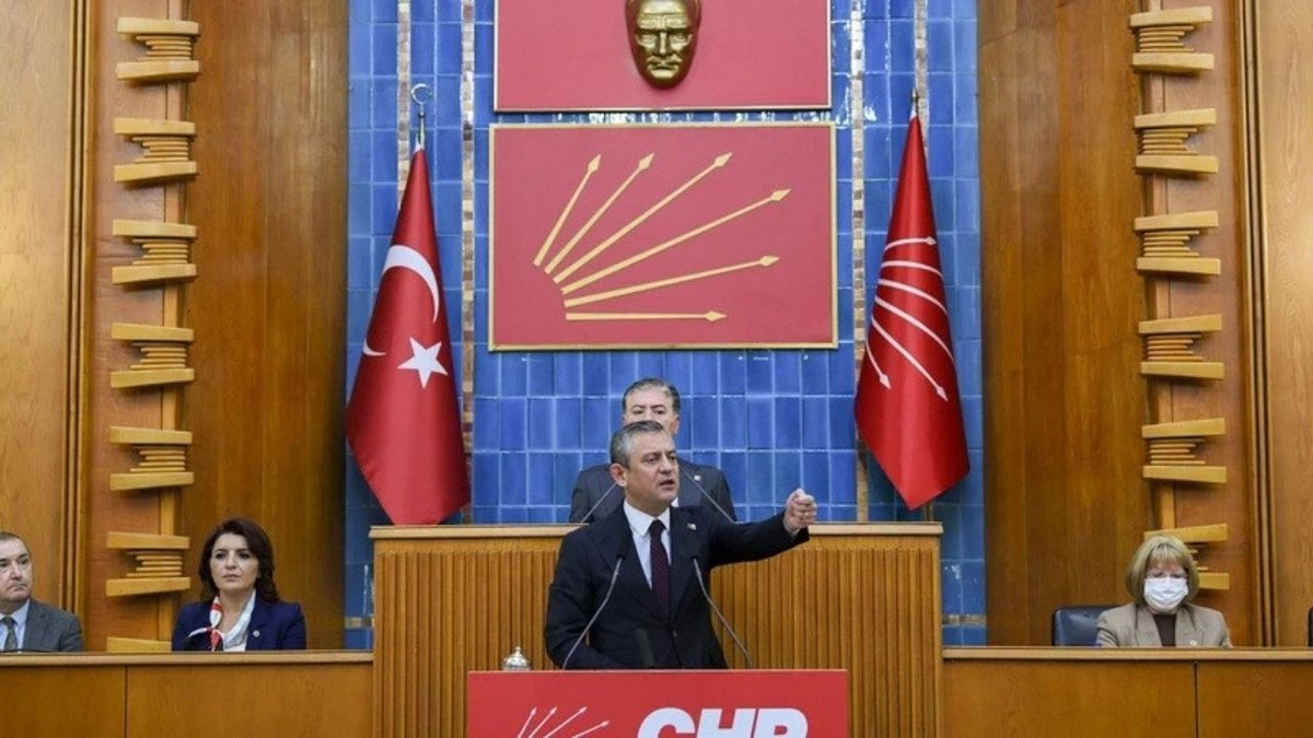 Özgür Özel’den Yeni Siyasi Hamle Kuruluş İçin Tarih Verildi