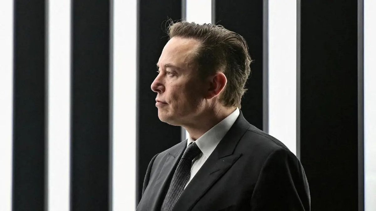 Elon Musk’tan Tesla İddialarına Yanıt: Çin Operasyonlarını Satmayacağım