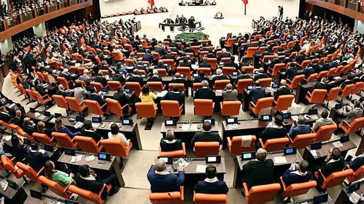TBMM’de Çerçeve Yasa Kabul Edildi, Meclis Tatile Girdi