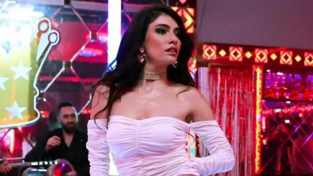 Hazar Ergüçlü’nün Tatil Paylaşımlarına Beğeni Yağdı
