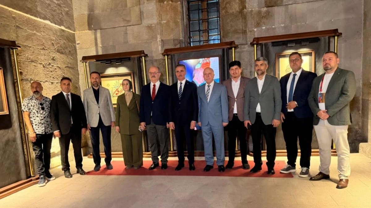 İslam Sanatının Zarafeti Erzurum’da Sergileniyor: Hâne Sergisi Yakutiye Medresesi’nde Açıldı