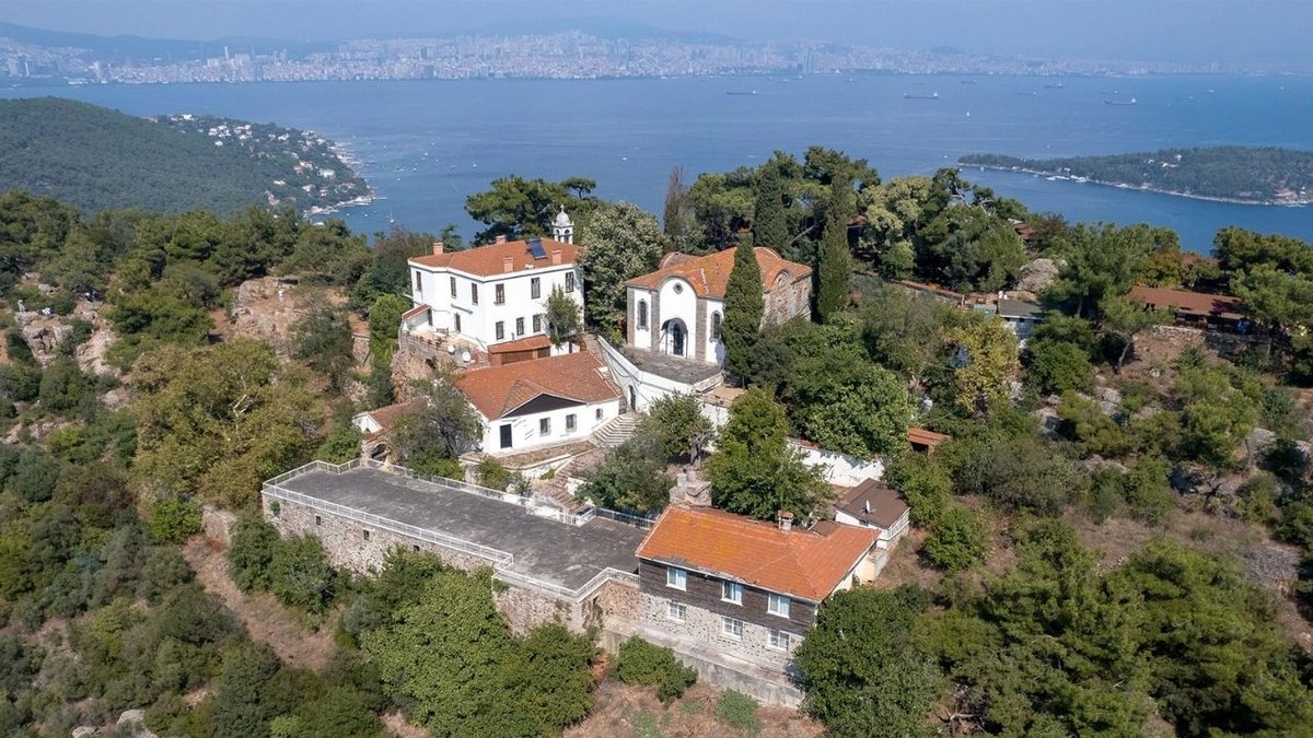 Büyükada’da Keyifli Bir Gün İçin 7 Keşif Noktası
