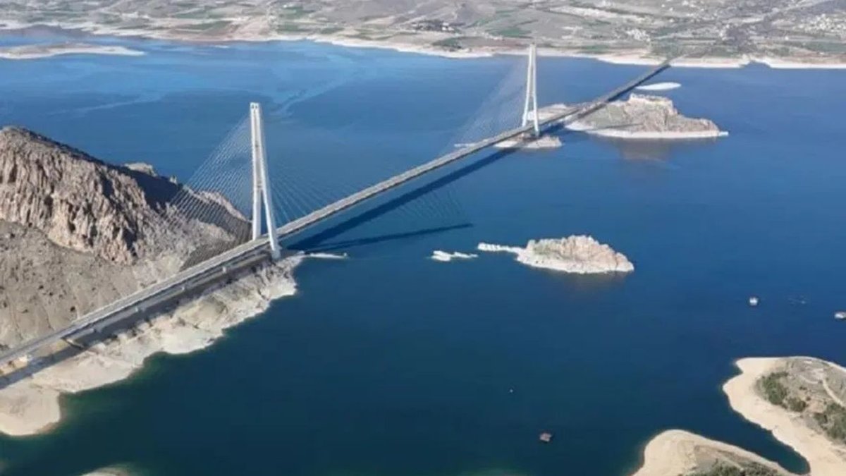 Elazığ Ve Tunceli'yi Birbirine Bağlayacak Pertek Köprüsü İçin Yeni Adım