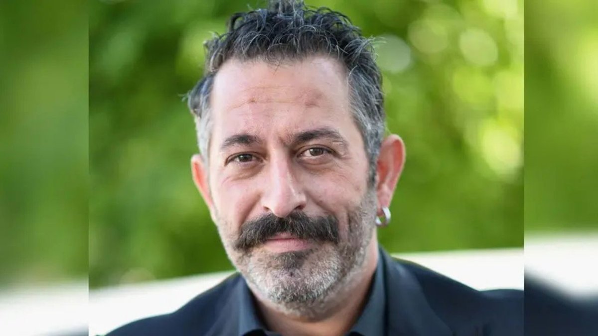 Cem Yılmaz Hastaneye Kaldırıldı: Sağlık Durumuyla İlgili Yeni Açıklama