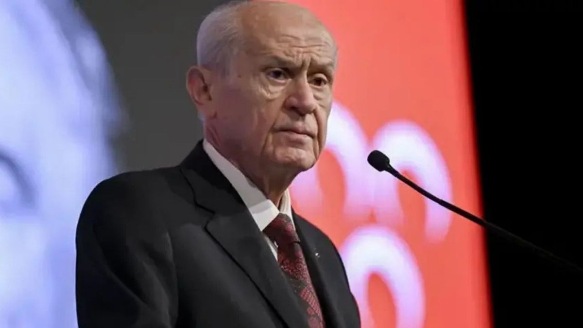 MHP Lideri Bahçeli’den KKTC Başbakanı Üstel’e Başsağlığı Telefonu