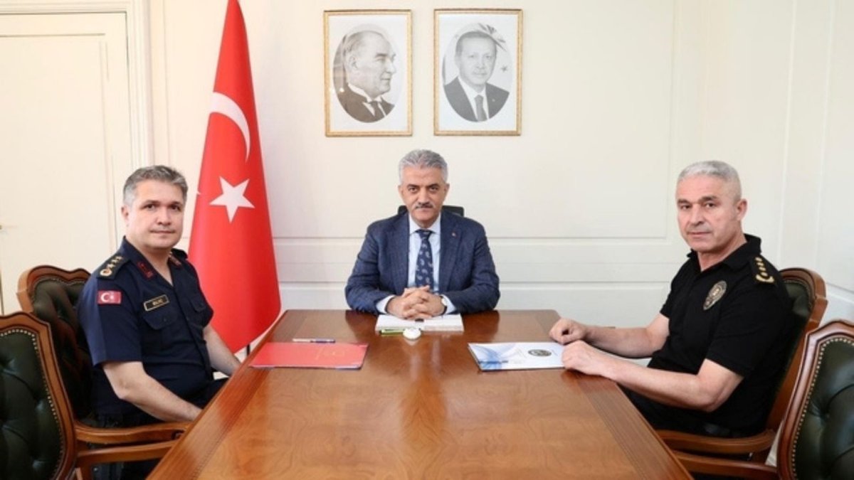 Düzce’de Güvenlik Ve Asayiş Toplantısı Gerçekleştirildi