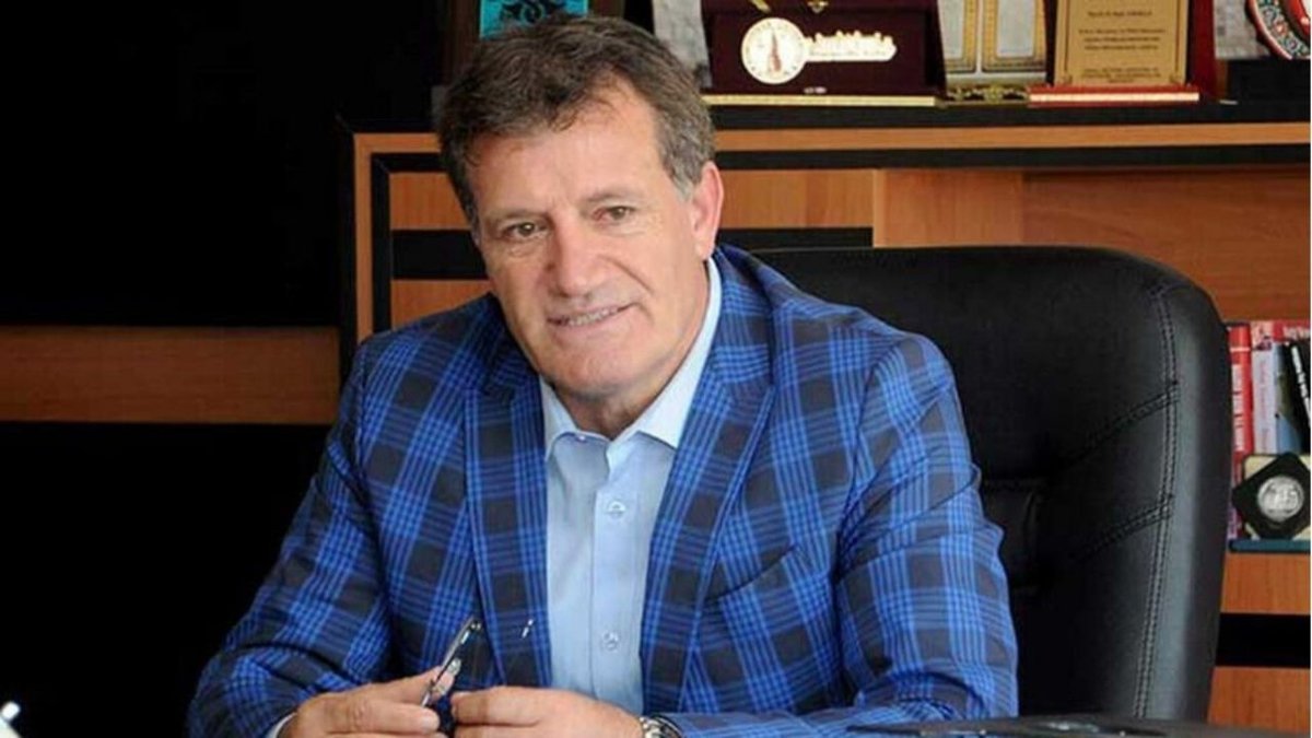 KKTC’de Bakanlıkta Görev Değişimi: Bayındırlık Ve Ulaştırma Bakanı Erhan Arıklı Görevden Alındı