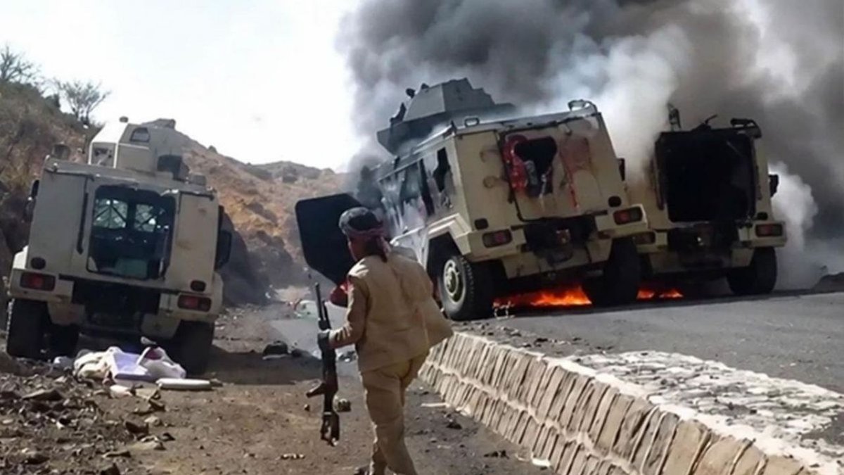 Yemen Ordusu Taiz'de Stratejik Mevzinin Kontrolünü Husilerden Aldı