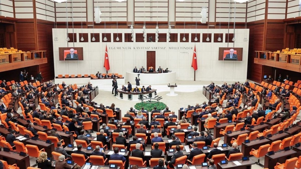 Türkiye Büyük Millet Meclisi Toprak Koruma Ve Arazi Kullanımı Kanunu Kabul Edildi: 4 Madde Daha Onaylandı