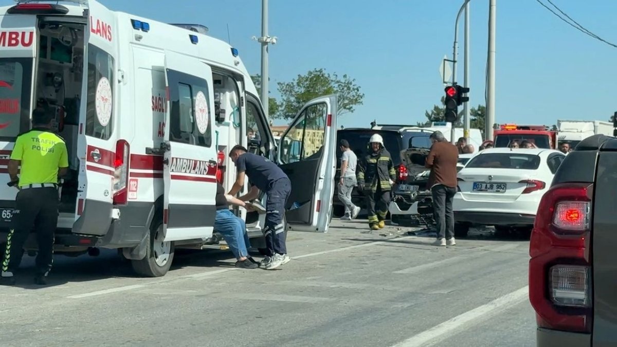 Afyonkarahisar’da Kaza: 4 Yaralı