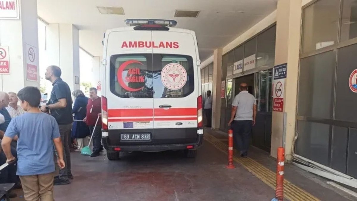 Şanlıurfa’da Şarampole Devrilen Otomobil Can Aldı 1 Kişi Hayatını Kaybetti